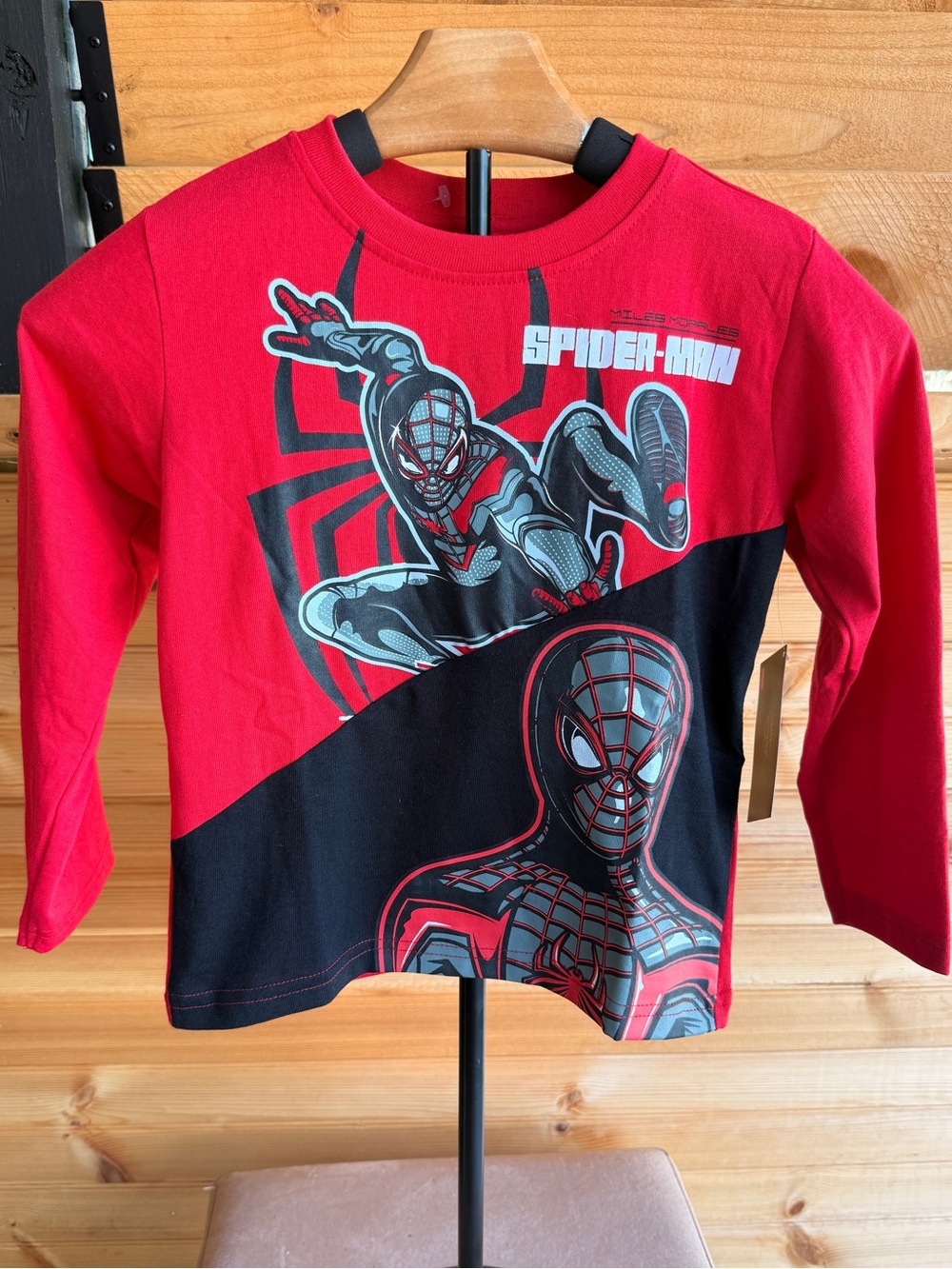 Marvel Red and Black Spider-Man Long-Sleeve Tee size 5 NWT
